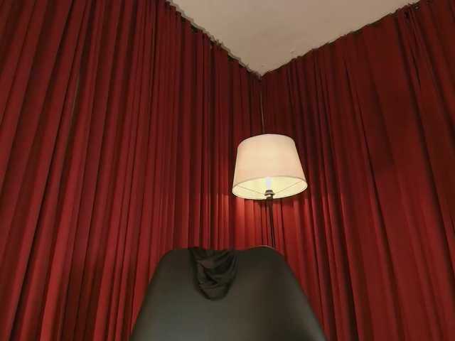 Alice-blaker live cam on BongaCams