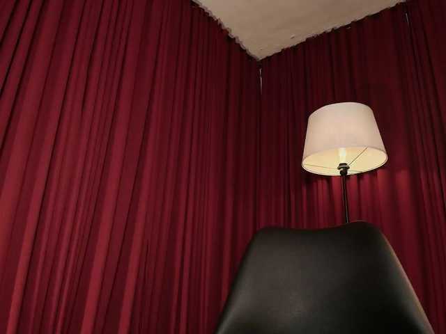 Alice-blaker live cam on BongaCams