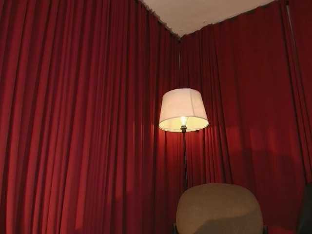 Alice-blaker live cam on BongaCams