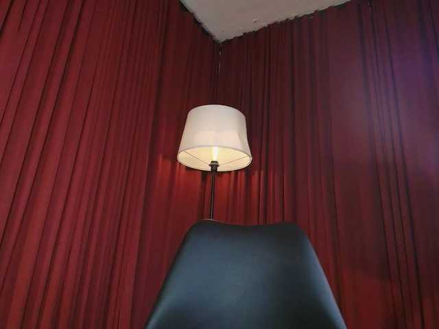 Alice-blaker live cam on BongaCams