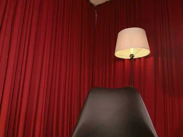 Alice-blaker live cam on BongaCams