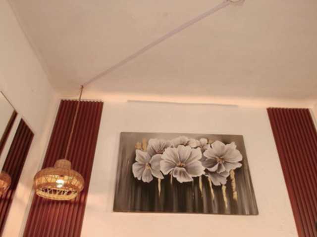 Alice-blaker's BongaCams show and profile