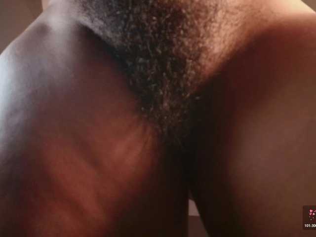 le modèle Alice-blaker est en webcam porno dans un show sur le site bongacams, il possède les tags suivants: Latino/Hispanic,Brunette,Hairy