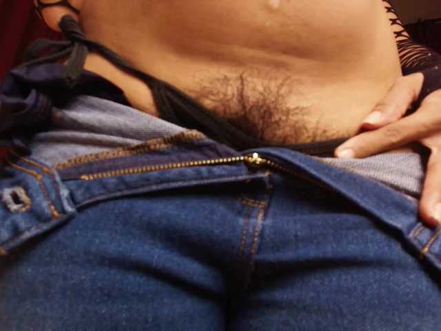 Alice-blaker live cam on BongaCams