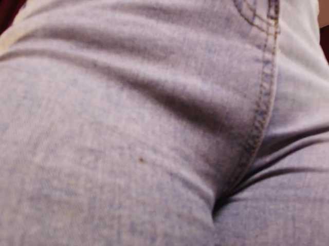 Alice-blaker live cam on BongaCams