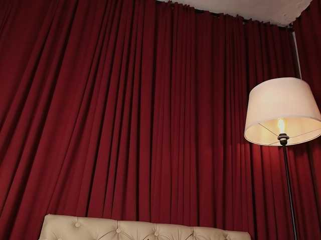 Alice-blaker live cam on BongaCams
