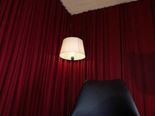 Alice-blaker live cam on BongaCams