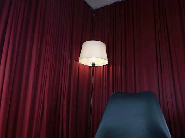 Alice-blaker live cam on BongaCams