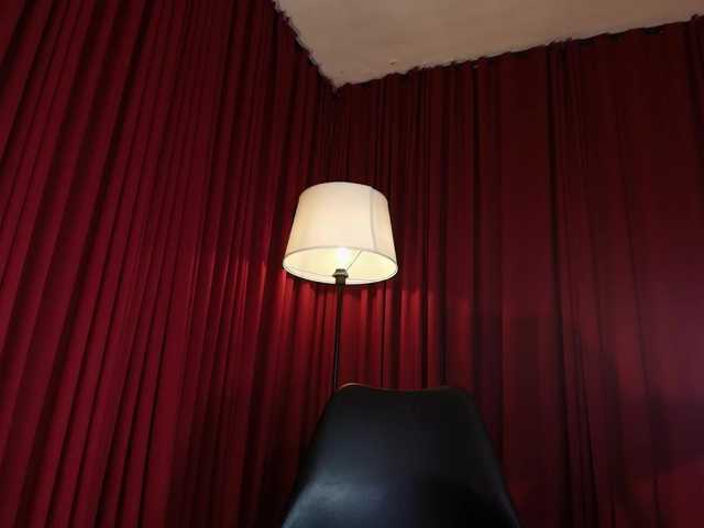 Alice-blaker live cam on BongaCams