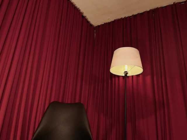 Alice-blaker live cam on BongaCams