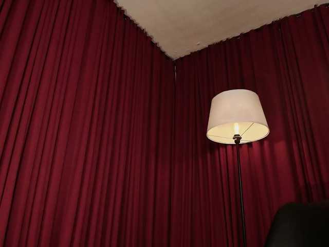 Alice-blaker live cam on BongaCams