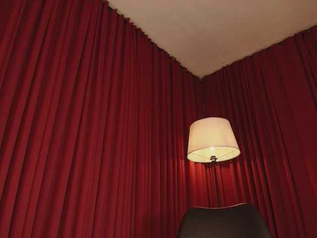 Alice-blaker live cam on BongaCams