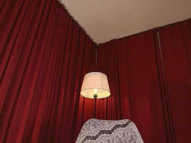 Alice-blaker live cam on BongaCams