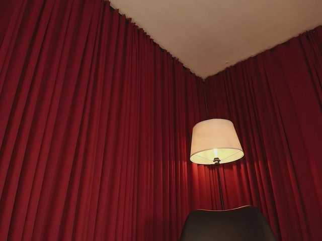 Alice-blaker live cam on BongaCams