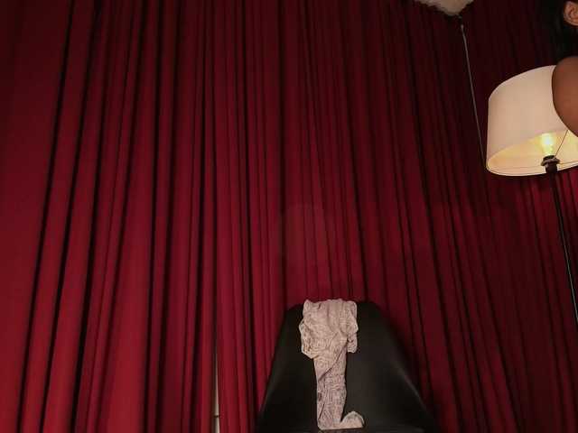 Alice-blaker live cam on BongaCams