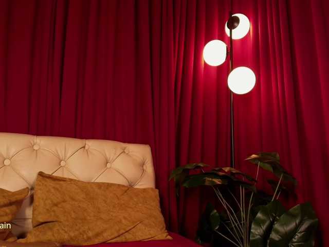Alice-blaker live cam on BongaCams