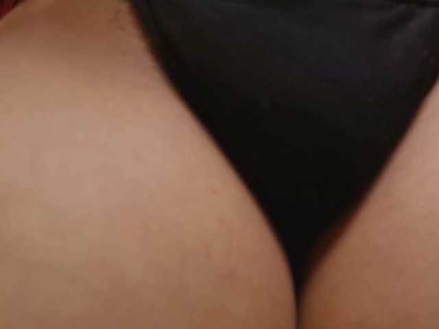 Alice-blaker live cam on BongaCams
