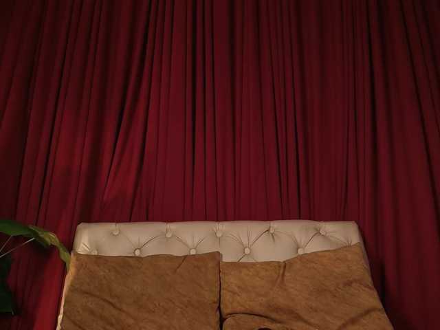 Alice-blaker live cam on BongaCams