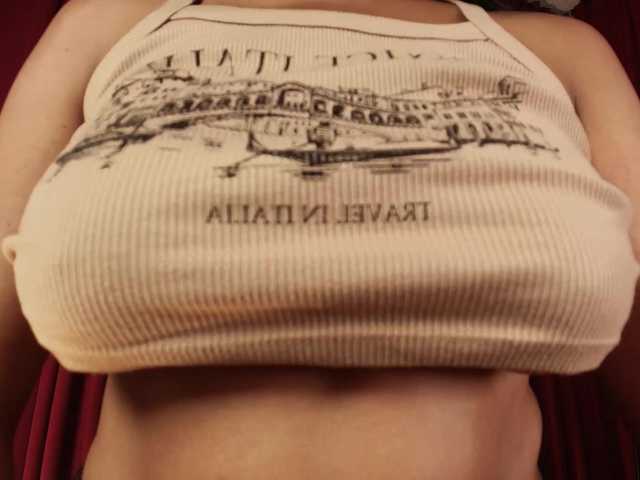 Alice-blaker live cam on BongaCams