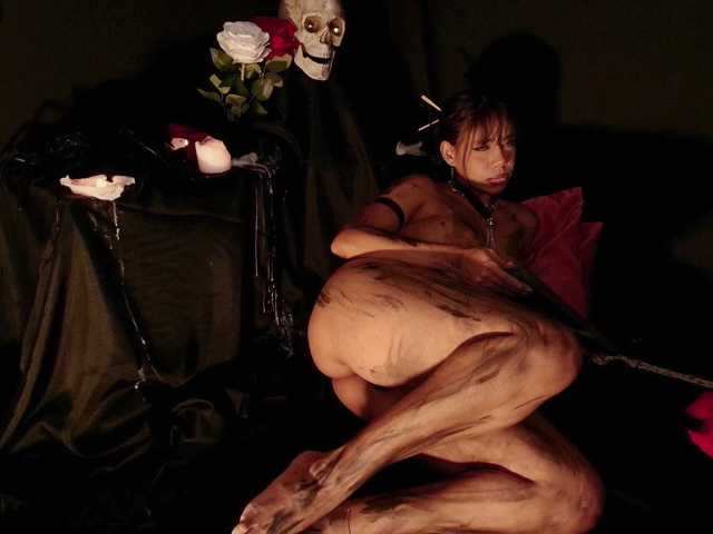 Alice-blaker live cam on BongaCams