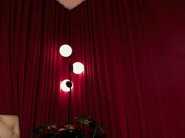 Alice-blaker live cam on BongaCams