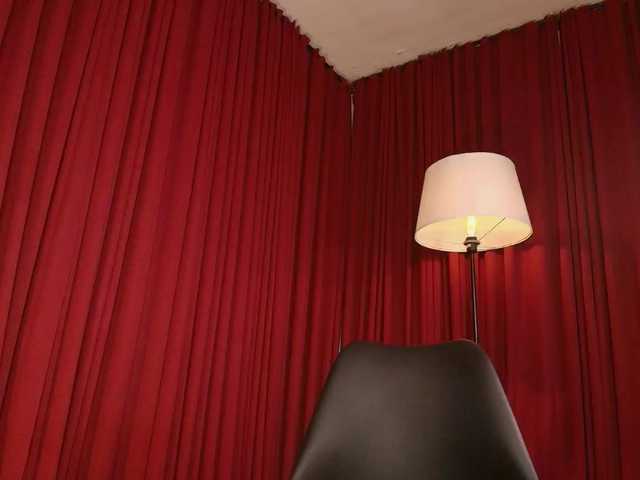 Alice-blaker live cam on BongaCams