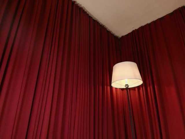 Alice-blaker live cam on BongaCams