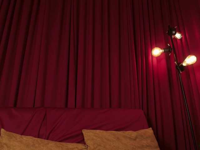 Alice-blaker live cam on BongaCams