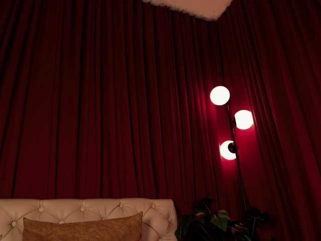 Alice-blaker live cam on BongaCams