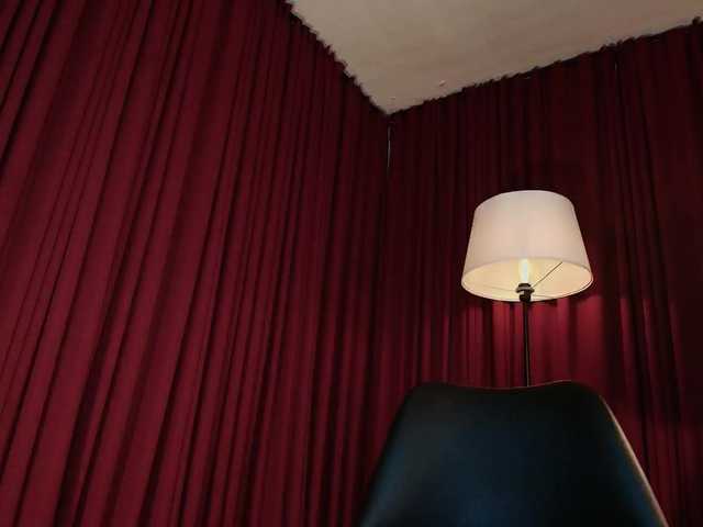 Alice-blaker live cam on BongaCams