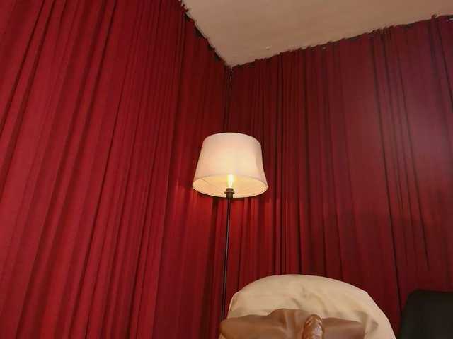 Alice-blaker live cam on BongaCams