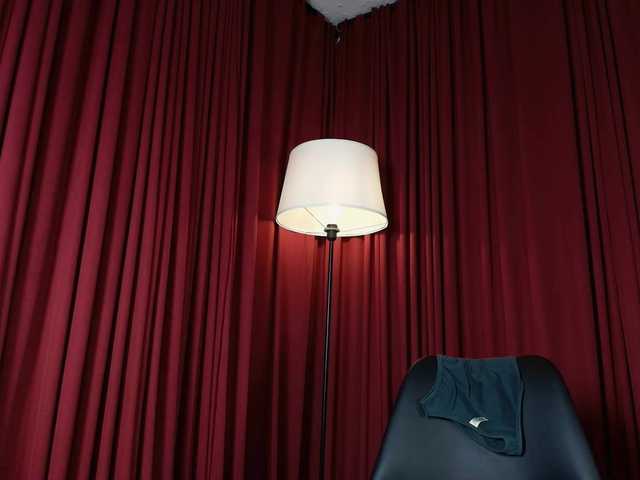 Alice-blaker live cam on BongaCams