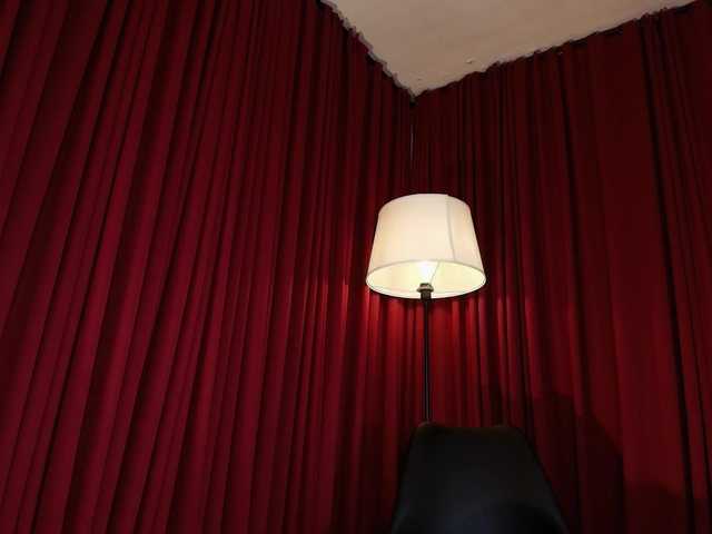 Alice-blaker live cam on BongaCams