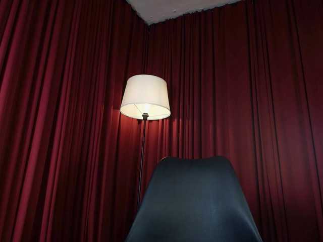 Alice-blaker live cam on BongaCams