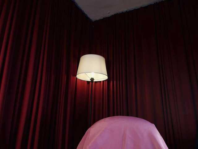 Alice-blaker live cam on BongaCams