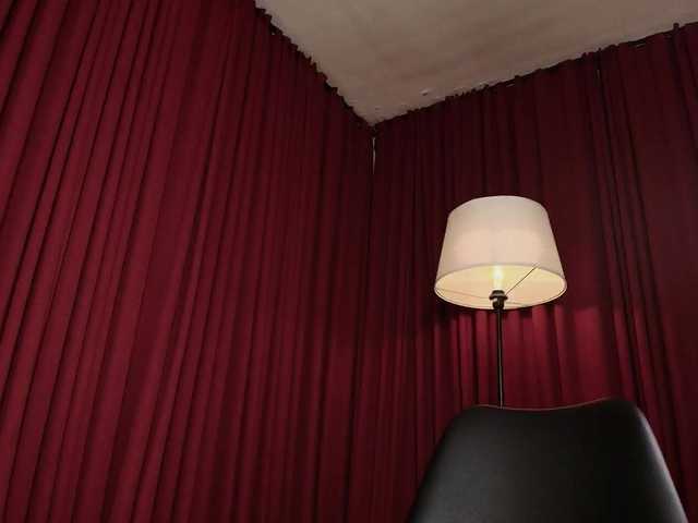 Alice-blaker live cam on BongaCams