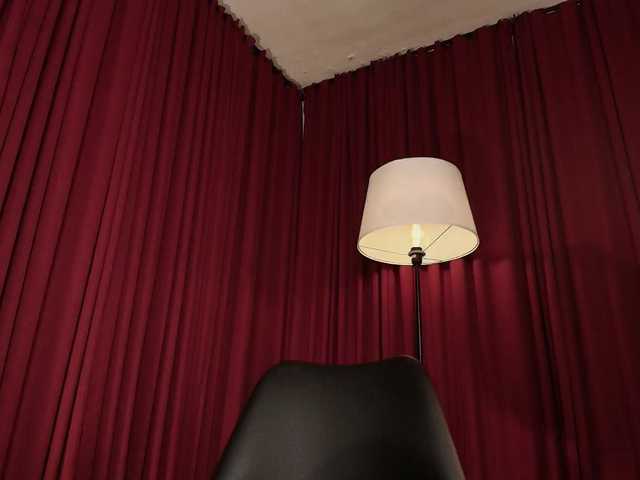 Alice-blaker live cam on BongaCams