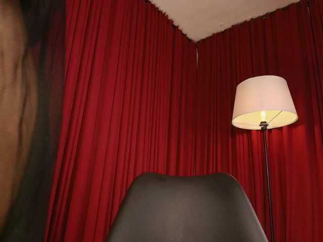 Alice-blaker live cam on BongaCams