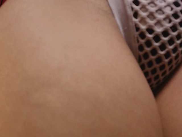 Alice-blaker live cam on BongaCams