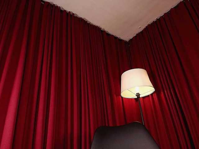 Alice-blaker live webcam show