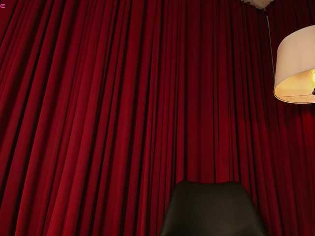 Alice-blaker live cam on BongaCams