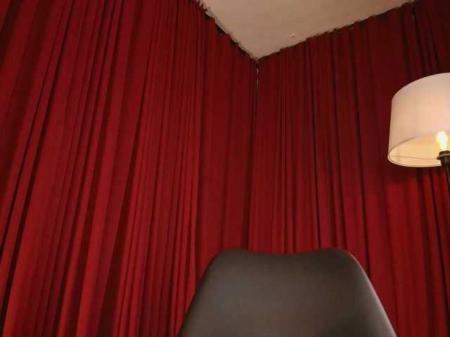 Alice-blaker live cam on BongaCams