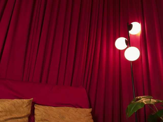 Alice-blaker live cam on BongaCams