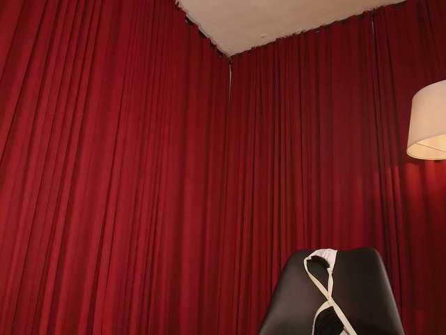Alice-blaker live cam on BongaCams