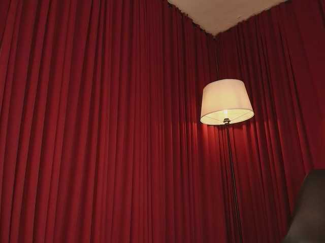 Alice-blaker live cam on BongaCams
