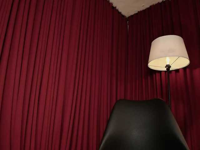 Alice-blaker live cam on BongaCams