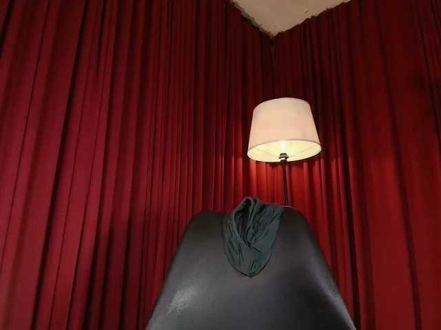 Alice-blaker live cam on BongaCams