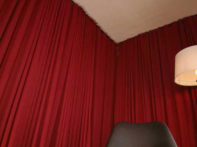 Alice-blaker live cam on BongaCams