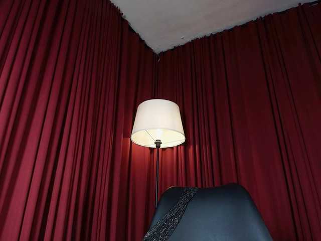 Alice-blaker live cam on BongaCams