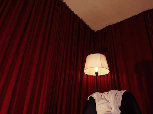 Alice-blaker live cam on BongaCams